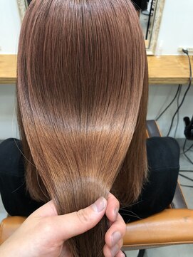 ネイヴィル(navile) ミネコラ×ピンクベージュ