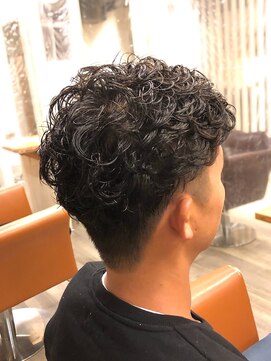 アンプリュス リアン(1+ Unplus lien) ツーブロック×オールバックパーマ/亀戸/錦糸町/平井