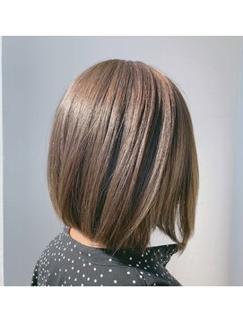 トレ(TORE) オリーブベージュ