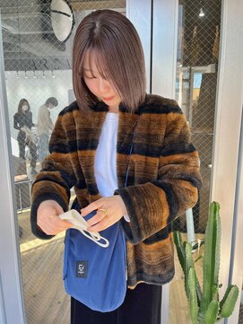 アルカナ 明治神宮前原宿(ARCANA) 切りっぱなしボブ　グレージュカラー　ベージュカラー