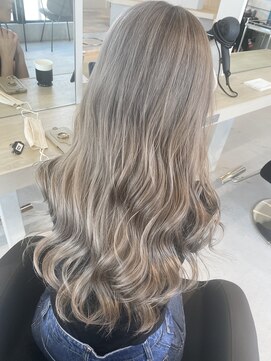 オリ(‘Oli) ホワイトベージュ