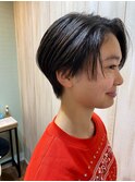 耳かけショートスタイル