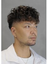 ワイズチョップガレージ(Y's CHOP GARAGE) パーマ(スペインカール) スキンフェード