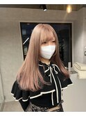 ピンクベージュ