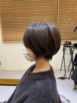 チリンバイロストシティー(Chillin by LOSTCITY) ショートボブ髪質改善白髪ぼかしハイライト