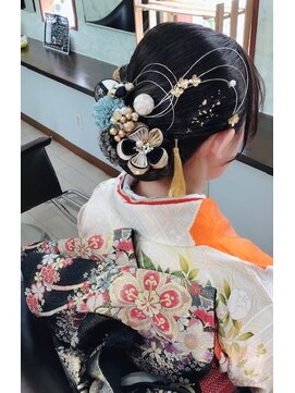 ヘアアピス 巣子店(hair apis) アレンジセット