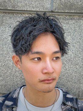 アミー 駒澤(Ammy komazawa) 無造作スパイラルショート メンズパーマ/スパイラルパーマ 纐纈