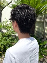 ナカオコアフュール(NAKAO COIFFURE)&nbsp;スパイラルパーマ　刈り上げツーブロック　束感スタイリング