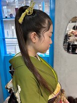ガーデンヨコハマ(GARDEN YOKOHAMA) ヘアアレンジ タイト ポニーテール ハイポニー うぶ毛 成人式