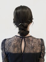 アヴェイル ヒロオ(a'vail Hiroo) タイトシニヨンヘアアレンジ 和装ヘア