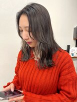 ソソ(soso)&nbsp;【soso 伊勢田】ホワイトベージュイヤリングカラー