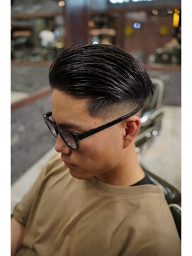 フォーコーナーズカットショップスリーセント 栄(FourCornersCutShop 3/cent) サイドパート