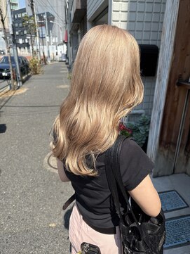 テイ(tei) ハイトーン/ベージュカラー/ブリーチ/ホワイトベージュ/ロング