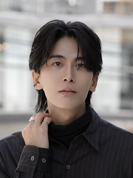 オーバル ジングウマエ(OVARL jingumae) フェザーパーマニュアンスメンズパーマ