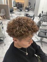 オムセラ(HOMME SERA) 【RIKU】ルーズショートパーマ×メッシュ 外国人風カラー