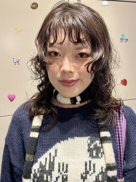 エヴリンアンドペイジ(Evelyn&paige) ニュアンスパーマ/レイヤーパーマ【神戸元町/水原】