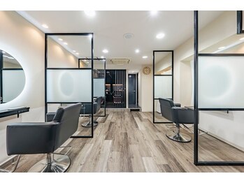 ミリア(MILIA)の写真/【池田駅徒歩2分/髪質改善専門店】翌日乾かすだけであなた史上最高の艶髪と手触りが手に入る◇