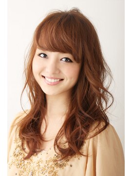 ミー(Me) ゆるくしゃ空気感ロング 涼しげヘアーで夏を乗りきるqq