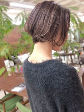キアラ(Kchiara) コンパクト前下がりショート/kchiara福岡天神川野直人