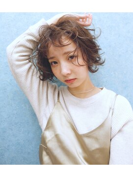 デイジードゥ(Daisy duex) 外国人風ショート