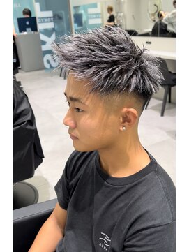 スキル 渋谷(SKILL) フェードカット/バリアート/刈り上げ/メンズショート/短髪