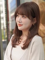 ノイカーム(noi Calm)&nbsp;顔周りレイヤーカットくびれヘアミルクティーベージュカラー