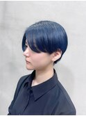 ブルーブラックカラー×ハンサムショート