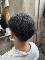 カーニー 上野(kearny)&nbsp;ツイストスパイラルパーマ縦落ちパーマメンズ波巻きパーマ