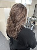 ナチュラルハイライトカラー