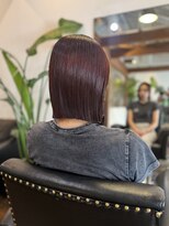 プカナ ラ(pukana_La)&nbsp;ぱつっとボブに秋カラー！