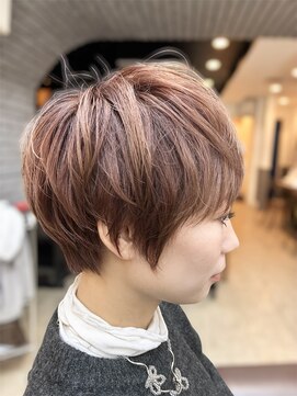 ラブリッシュ(LOVERICHE) お悩み改善 ふんわり マッシュショート【浜崎】