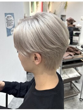 星川指名　ホワイトベージュ　メンズハイトーン　