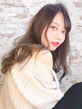 エル(elle) 小顔シースルーバング毛先パーマ×イルミナカラーことりベージュ