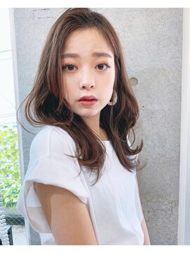 リコバイアフロート(riko by afloat) ナチュラルヨシンモリレイヤーかき上げヘア