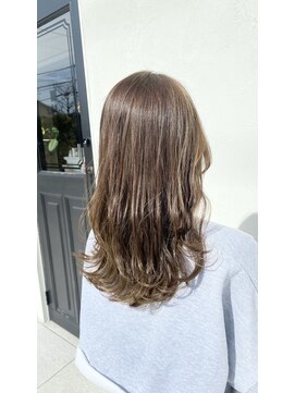 リリー(LILY) LILY☆透明感たっぷりベージュ