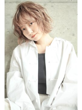 ファム(FAM) ウェーブ ワイドバング ホワイトベージュ 代官山 中目黒 渋谷