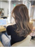【明るめでも派手じゃない】上品で柔らかいまろやかベージュ