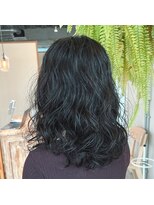 アクセヘアー 町田(acce hair)&nbsp;黒髪ミディアムウェーブパーマ