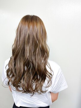 オアシス ガーデン 中山店(Oasis GaRDEN) イエベおすすめハニーベージュ