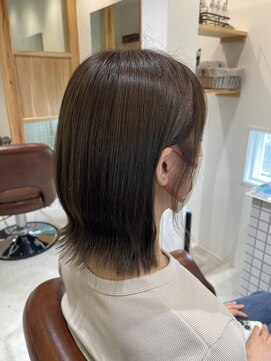 ファスナーグランデ(fustener grande) 切りっぱなしボブ×アッシュブラウン