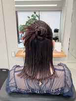 ハーフアップのカチモリヘア【清板】