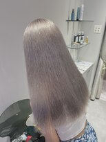 プライズ 成増店(prize)&nbsp;グレーカラーシルバーカラーハイトーンダブルカラーロング成増