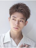 爽やか黒髪流行ツーブロックアップバング刈り上げショート