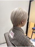 ホワイトベージュ