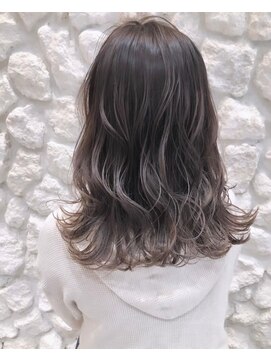 ヘアサロン エフ 渋谷(F) #グレージュ#艶カラー#ハイライト