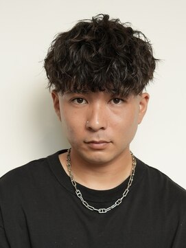 ログ(LOG) ツイストスパイラルパーマ メンズパーマ フェードカット