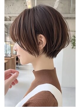 丸みショート・ボブ/丸顔/前髪あり/絶壁解消/20代/30代/長め