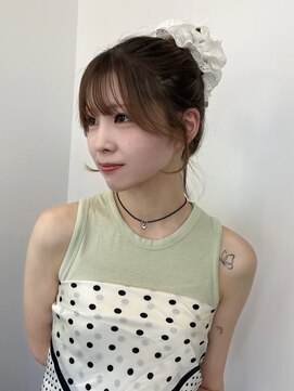 ソーンズ ヨイク(thorns YOIKU) ナチュラルガーリーなお団子×オリーブカラー