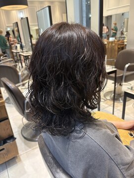 ネオリーブギンザ 銀座店(Neolive GINZA) ミディアムくらいのゆるめパーマ(銀座)