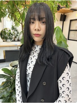 カリシア(CARICIA) 透明感黒髪/暗髪カラー